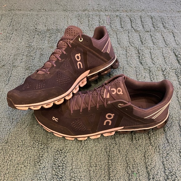 On Running Other - Men’s On Cloudflow shoes